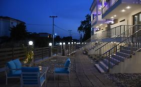 Theano Luxury Suites Nikiti